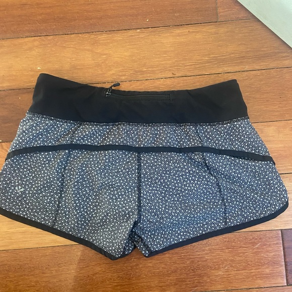 Lululemon Shorts - Picture 2 of 4